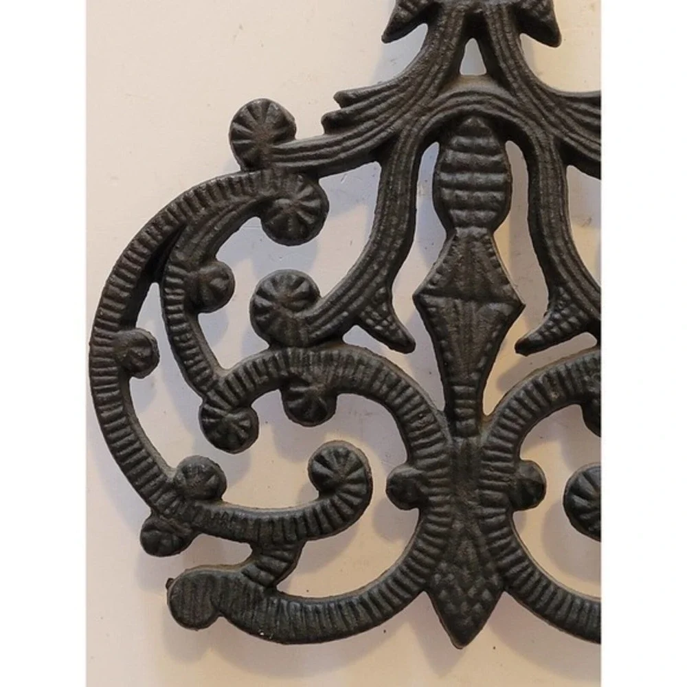 Antique Iron‎ Trivet Pot Stand Scroll with Star Handle Wall Décor Kitchen Décor